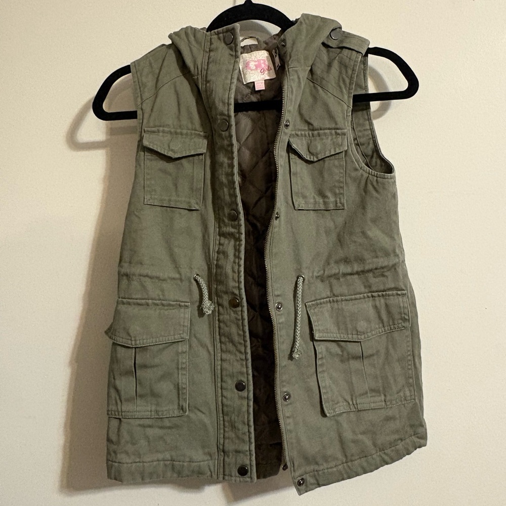Gianni Bini vest GB Girls SZ 14-16 Olive Green w/Hood pockets zip button closure